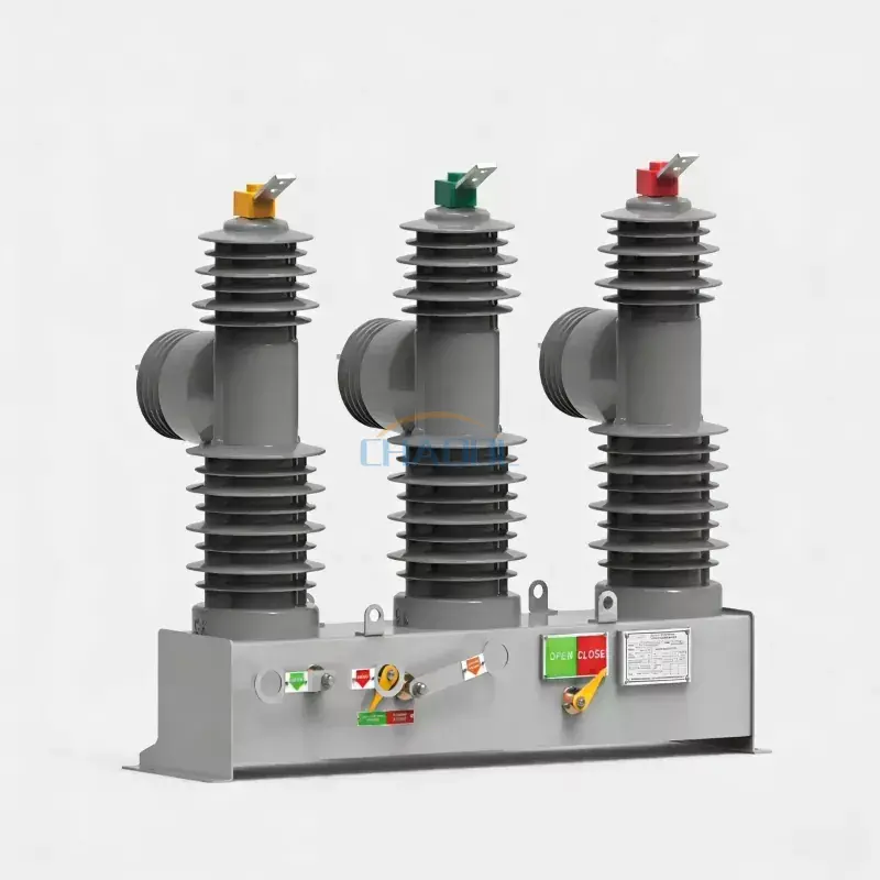 បង្គោលភ្លើង 24kV បានម៉ោនឧបករណ៍បំបែកសៀគ្វីតង់ស្យុងខ្ពស់។